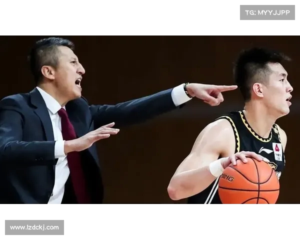 回归首秀惨败26分 JB赛场失控引发争议咸猪手事件再成焦点 回归首秀惨败26分 JB赛场失控引发争议咸猪手事件再成焦点